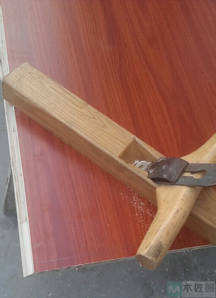 老木匠用生态板制作老板台桌子，最简单实惠的家具的做法