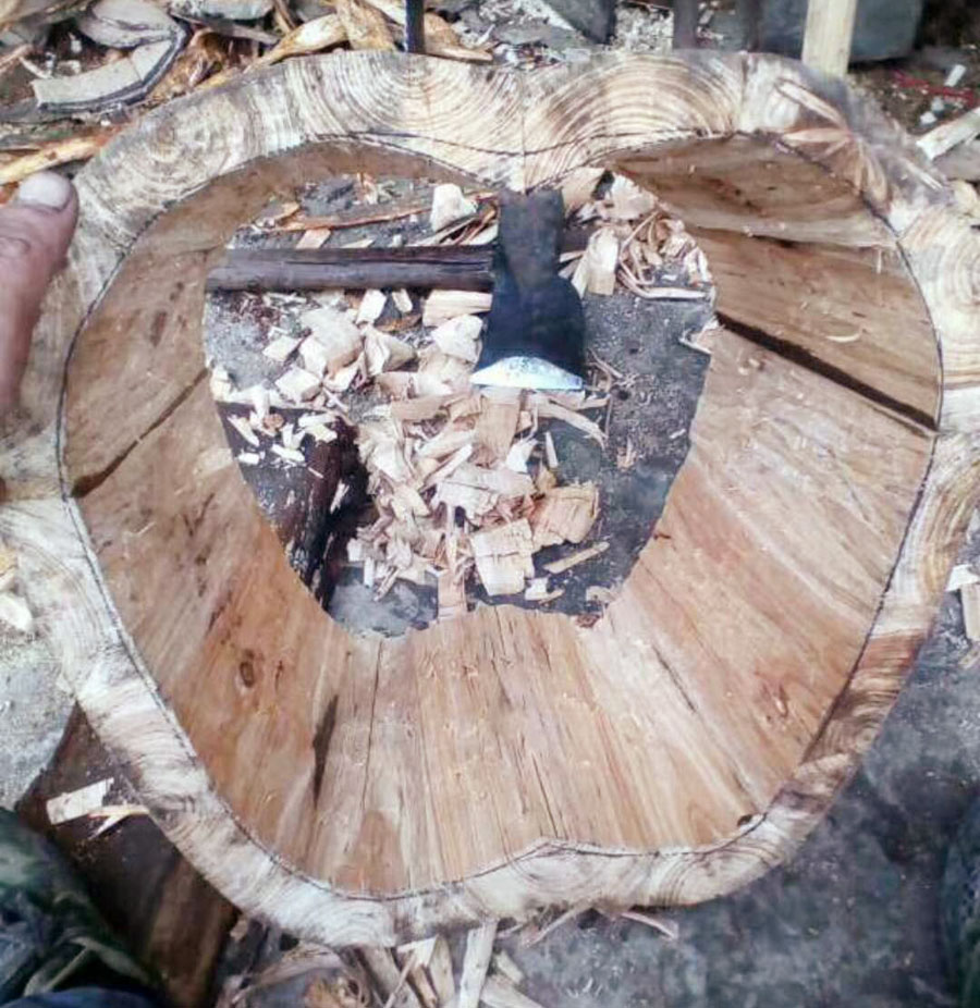 木工爱好者箍木桶，亮点是箍出了心形木桶