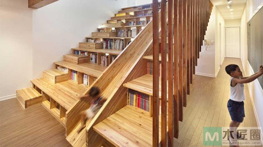 木结构的图书馆，创意的书架，梦幻般的装修设计