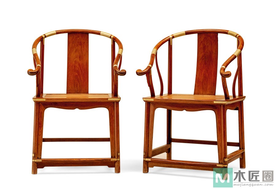 椅，始源于魏晋和隋朝，初名为胡床或马扎，宋叫做交椅