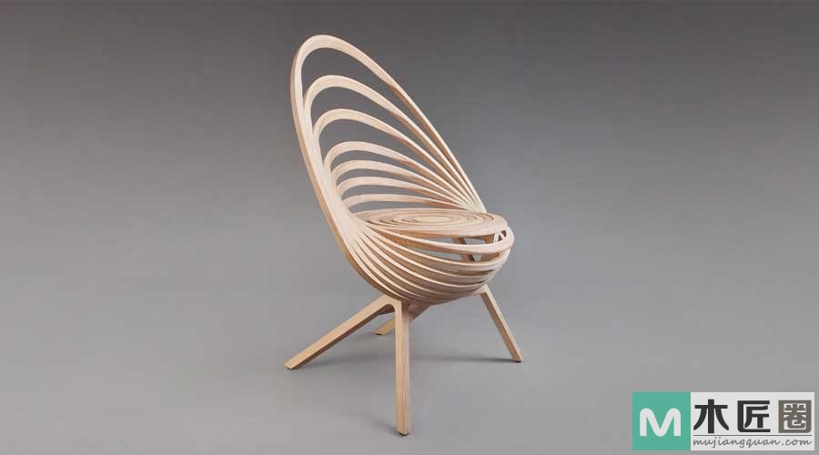 椅子，始源于魏晋和隋朝，初名为胡床或马扎，宋叫做交椅