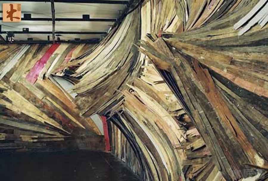 巴西艺术家亨里克•奥利维拉 诠释木的纹理艺术