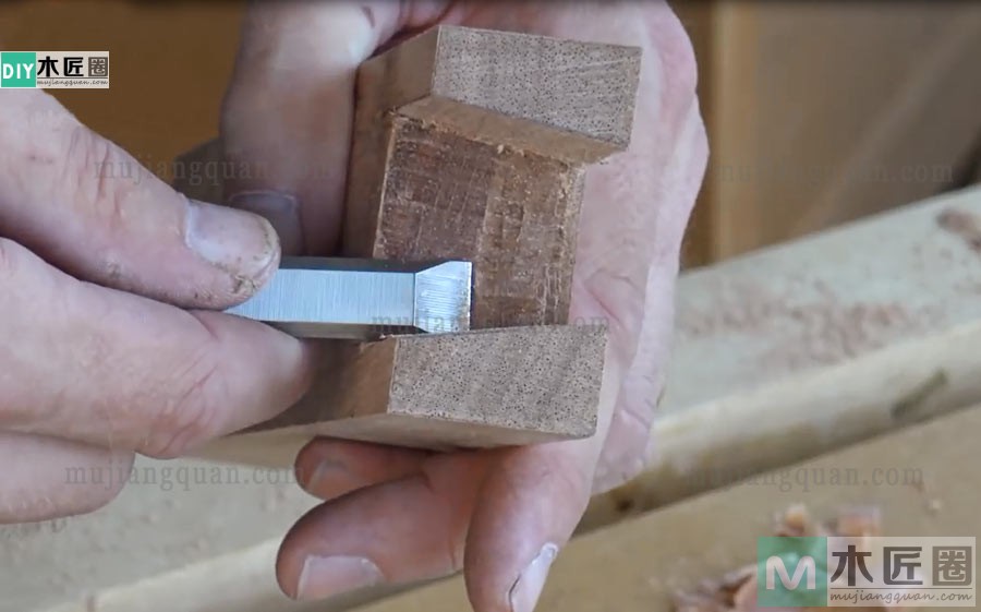 图解制作过程，榫卯结构之燕尾榫的110度板端边接方法