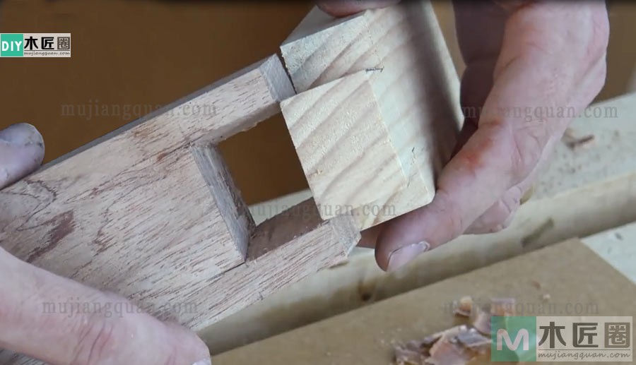 图解制作过程，榫卯结构之燕尾榫的110度板端边接方法