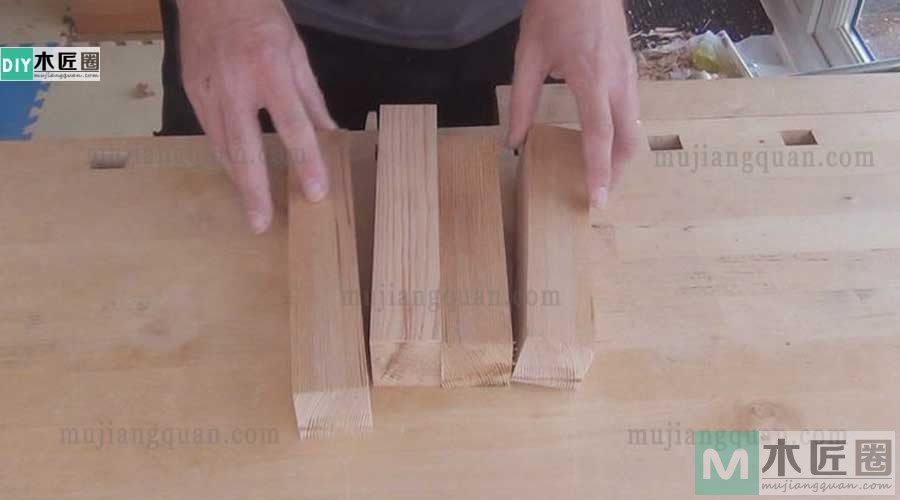 传统榫卯粽角榫的做法，又有人叫综角榫或三角齐尖