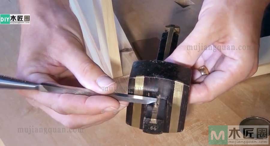 怎样用传统的榫卯结构，作为实木桌的衔接方式
