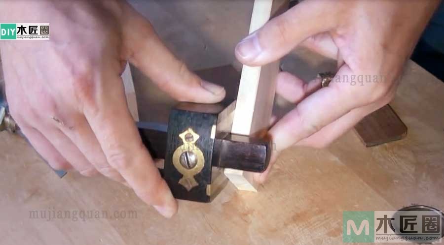 怎样用传统的榫卯结构，作为实木桌的衔接方式