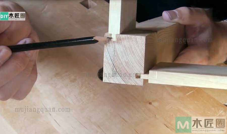 怎样用传统的榫卯结构，作为实木桌的衔接方式