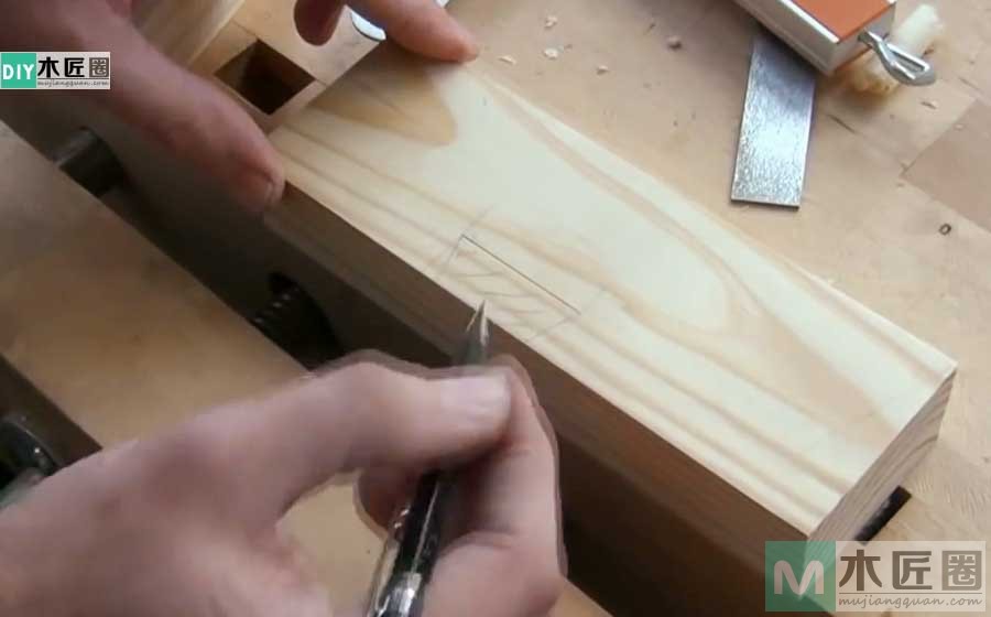 榫卯结构是藏在木头里的灵魂，诠释斜锥燕尾榫的工艺图解