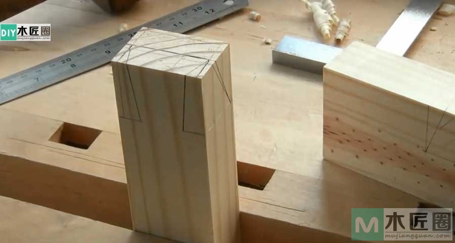 榫卯结构是藏在木头里的灵魂，诠释斜锥燕尾榫的工艺图解