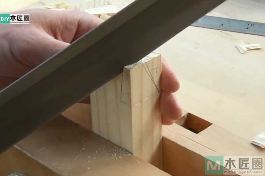 榫卯结构是藏在木头里的灵魂，诠释斜锥燕尾榫的工艺图解