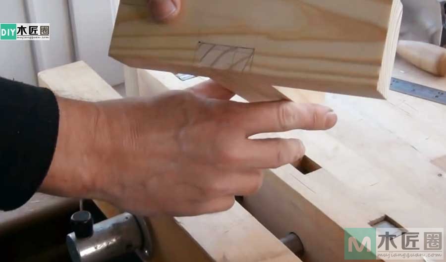 榫卯结构是藏在木头里的灵魂，诠释斜锥燕尾榫的工艺图解
