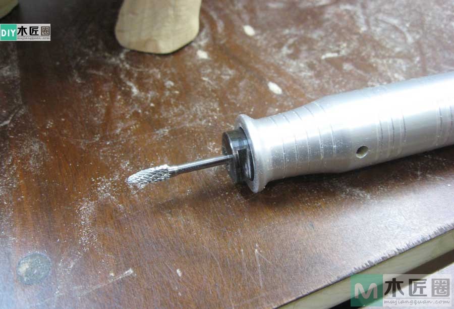 零基础木工diy，学雕刻小木猪储蓄罐的方法