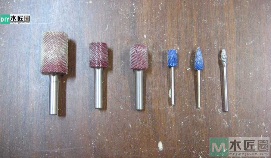 零基础木工diy，学雕刻小木猪储蓄罐的方法