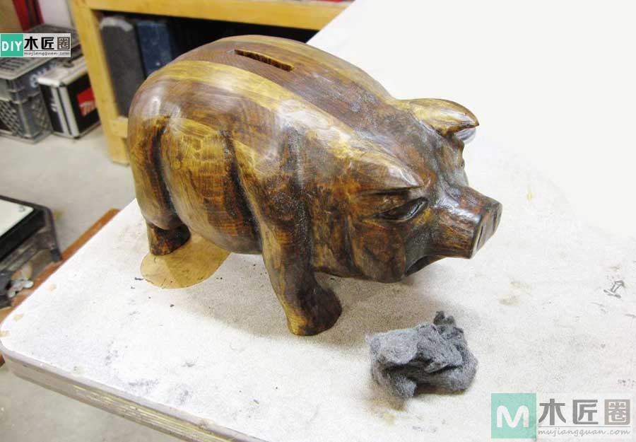 零基础木工diy，学雕刻小木猪储蓄罐的方法