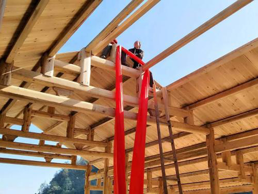 农村新房上梁有什么讲究，木匠师傅祭梁口诀有哪些？