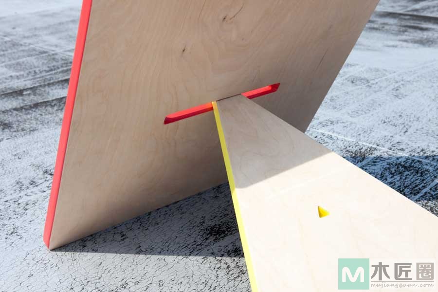 几何积木凳子，节约空间的巧妙拼接