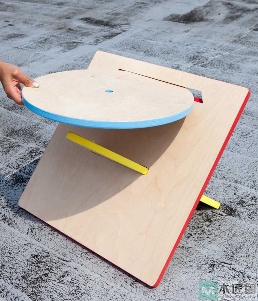 几何积木凳子，节约空间的巧妙拼接