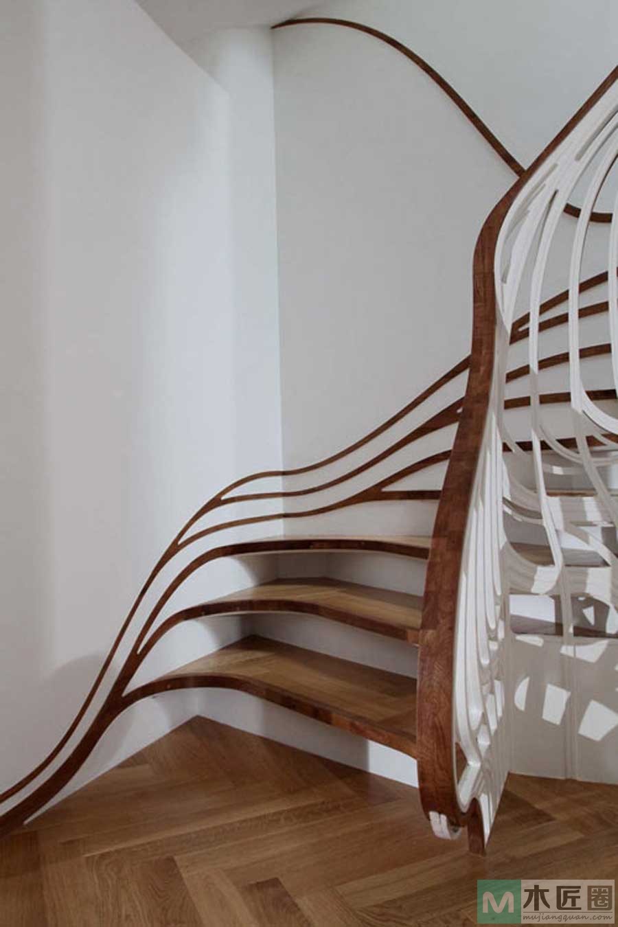 楼梯设计 转弯图片