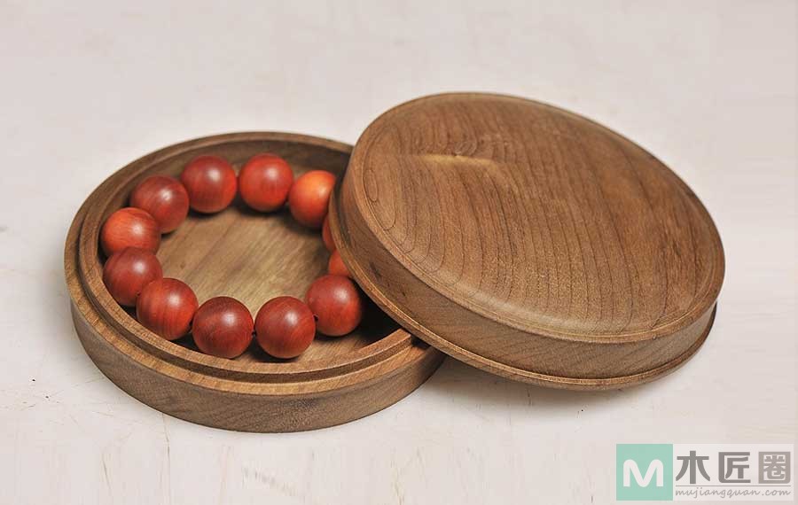 血龙木手串用的究竟是什么木头？如何鉴别血龙木真假？