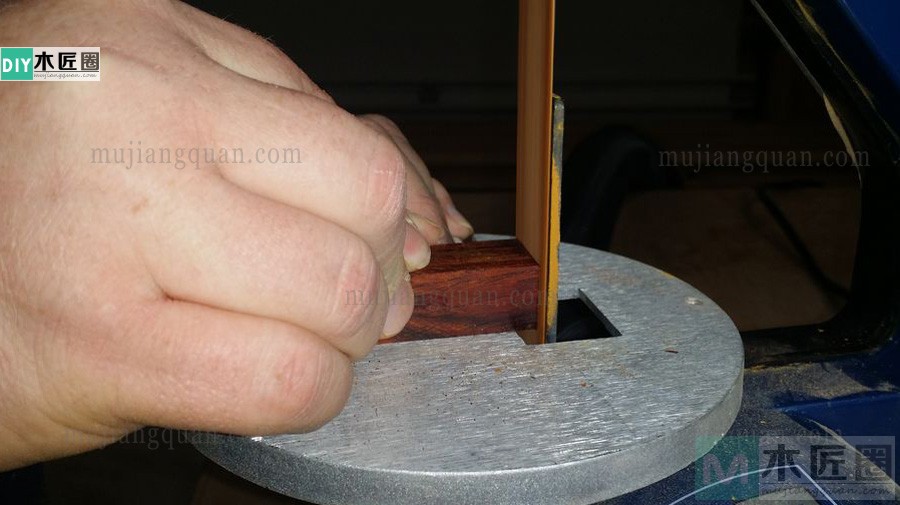 木工爱好者分享实木笔制作过程，木笔做出来太好看了