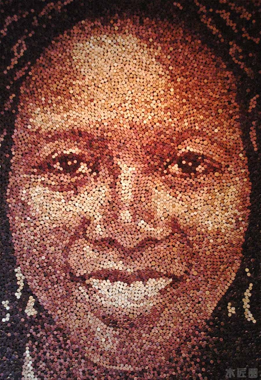 木工爱好者涨知识：用红酒瓶木塞子拼贴的瓶塞肖像