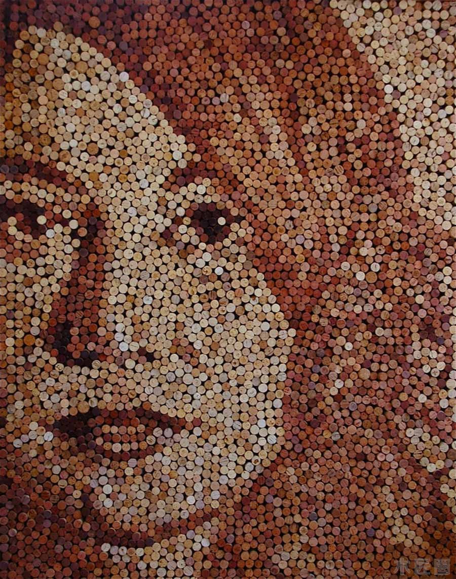 木工爱好者涨知识：用红酒瓶木塞子拼贴的瓶塞肖像