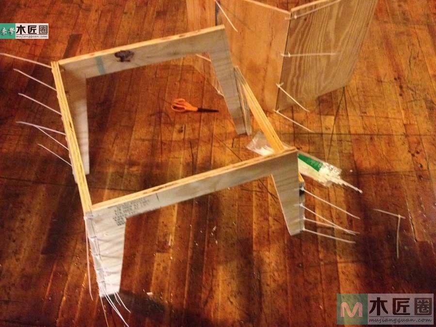 木工diy教学，用塑料扎带制作椅子