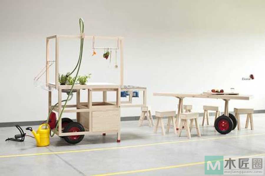 奥地利家具设计师，制作吃货神器移动烹饪车