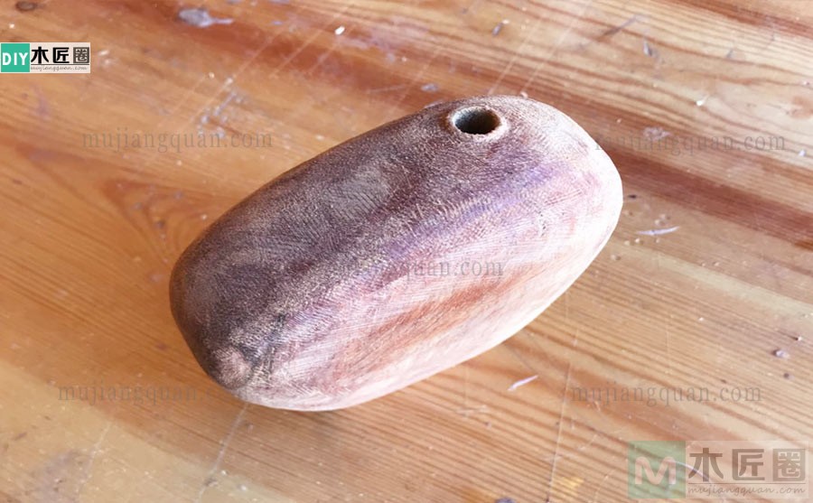 木工爱好达人，分享木质插花瓶的做法图解方法