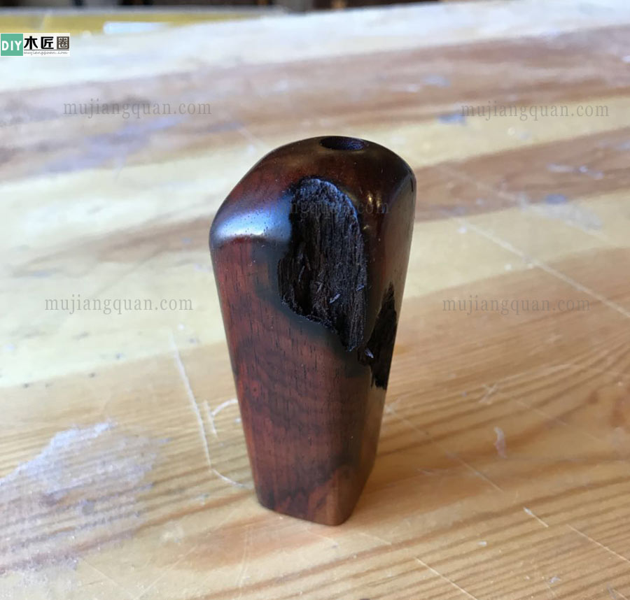 木工爱好达人，分享木质插花瓶的做法图解方法