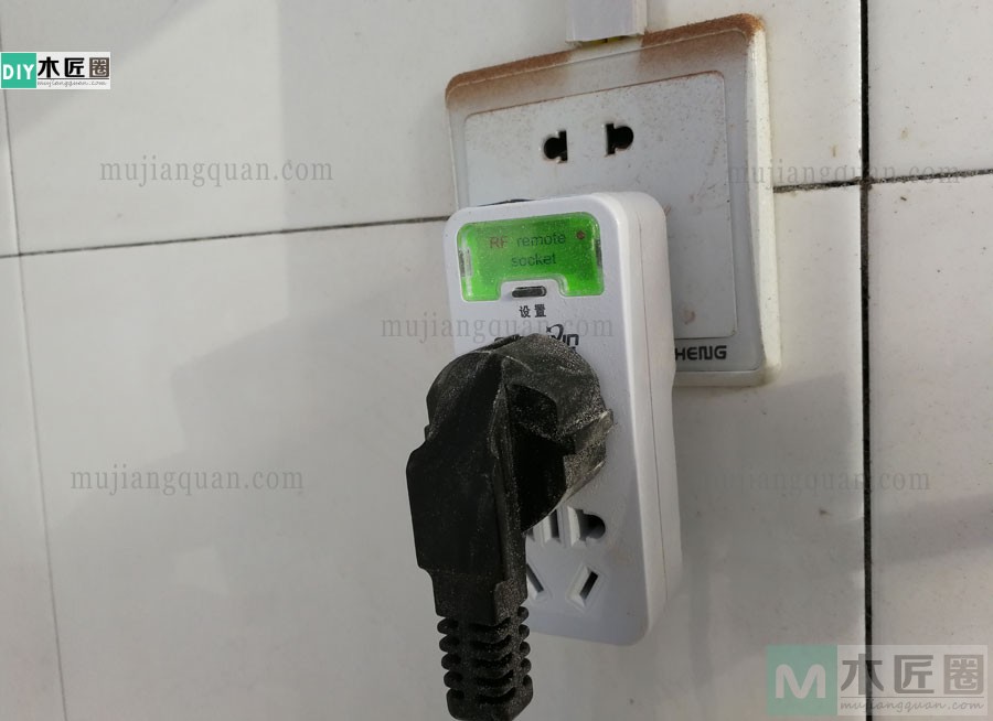 木工爱好者分享木工桌的做法教程，亮点是桌子用料（2-1）