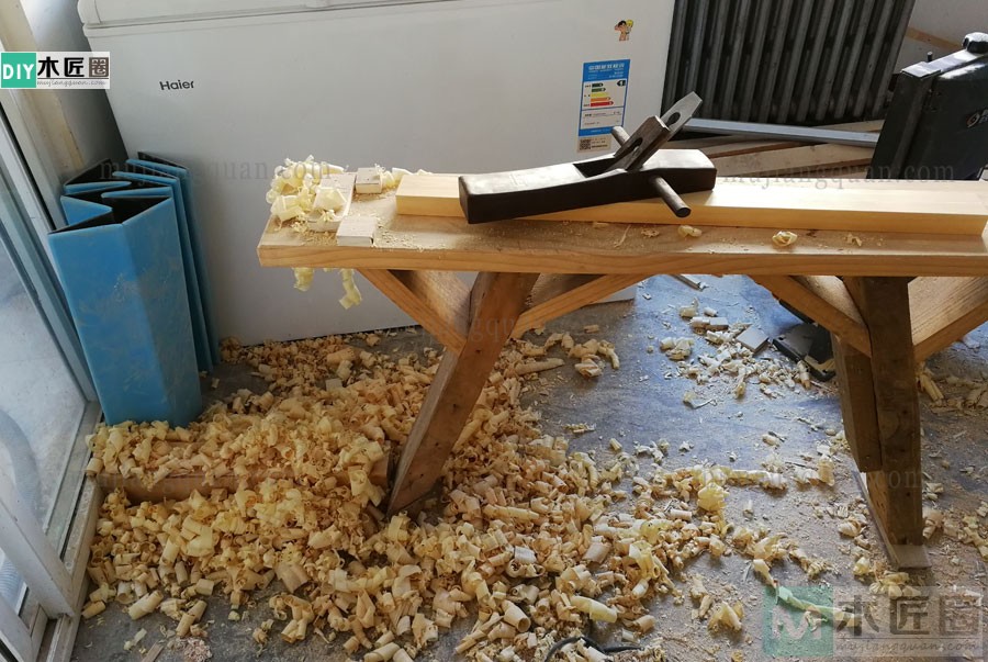 木工爱好者分享木工桌的做法教程，亮点是桌子用料（2-1）