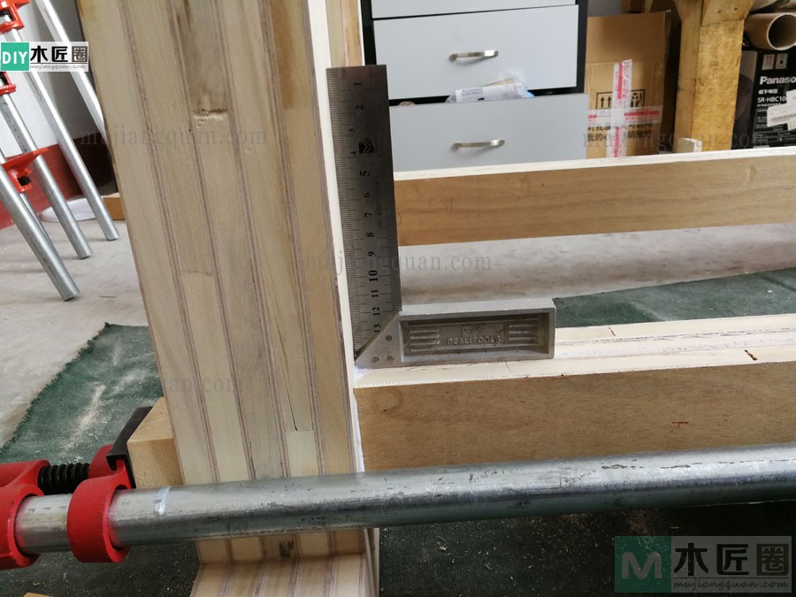 木工爱好者分享木工桌的做法教程，亮点是桌子用料（2-1）