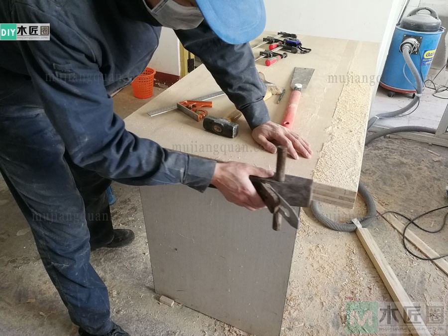木工爱好者分享木工桌的做法教程，亮点是桌子用料（2-1）