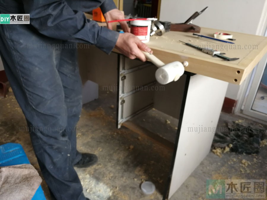 木工爱好者分享木工桌的做法教程，亮点是桌子用料（2-1）