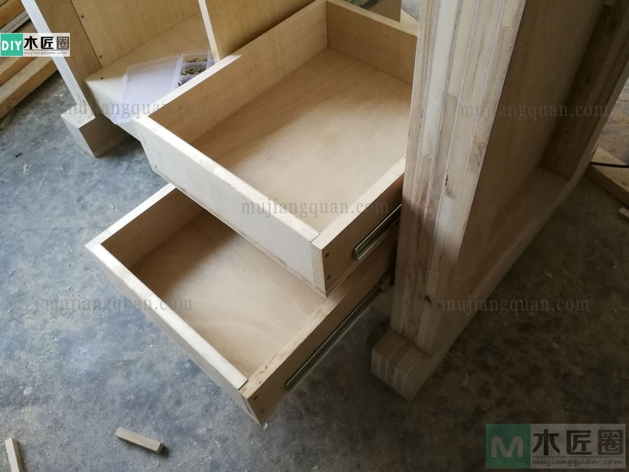 木工爱好者分享木工桌的做法教程，亮点是桌子用料（2-1）