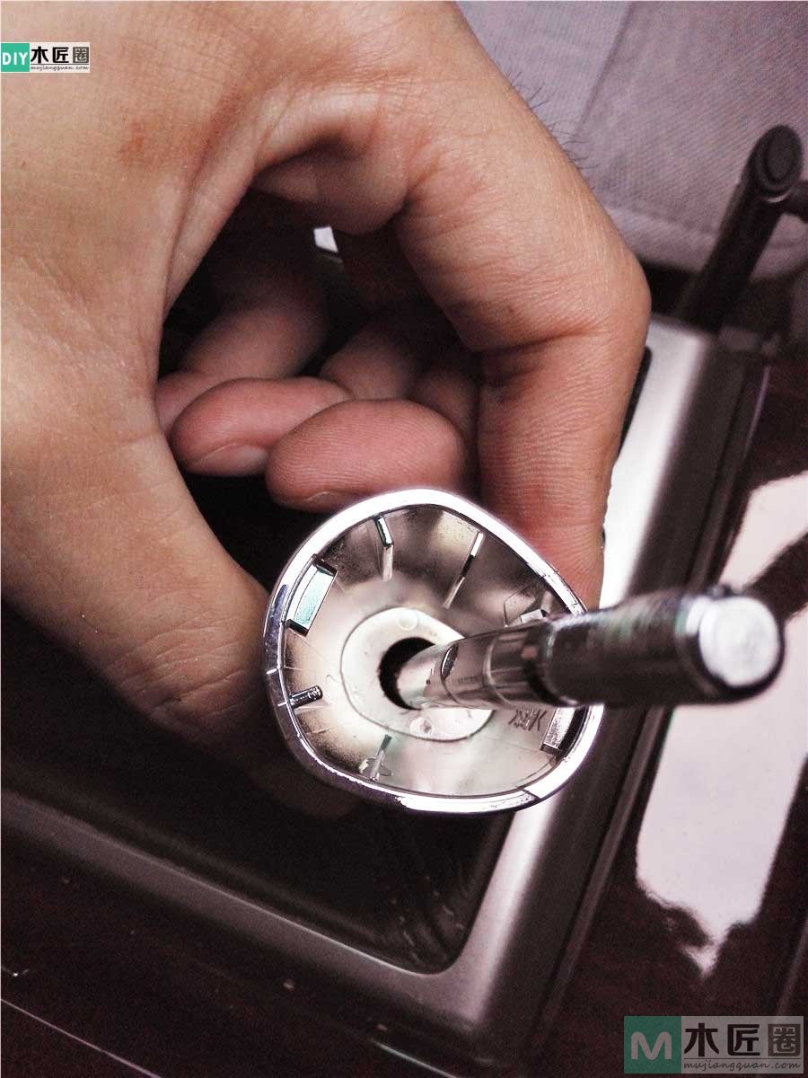 汽车挡把改装成血檀挡把，木工爱好者看完有没有改装冲动