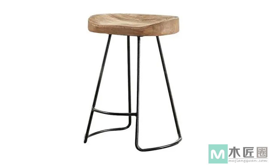 椅，始源于魏晋和隋朝，初名为胡床或马扎，宋叫做交椅