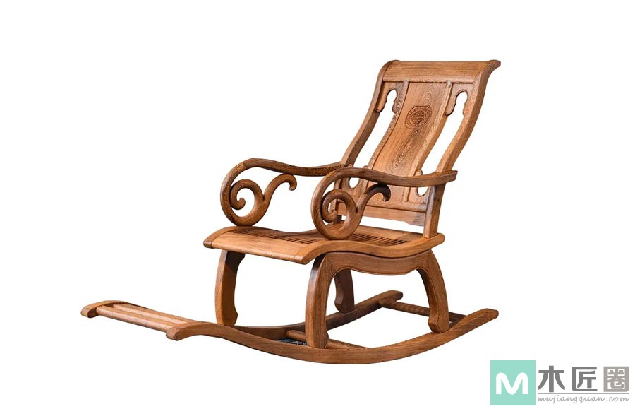 椅，始源于魏晋和隋朝，初名为胡床或马扎，宋叫做交椅