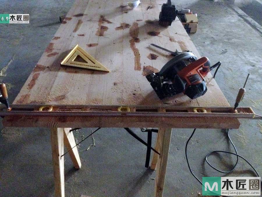 木工爱好者diy图解教学，最简易实木餐桌制作过程
