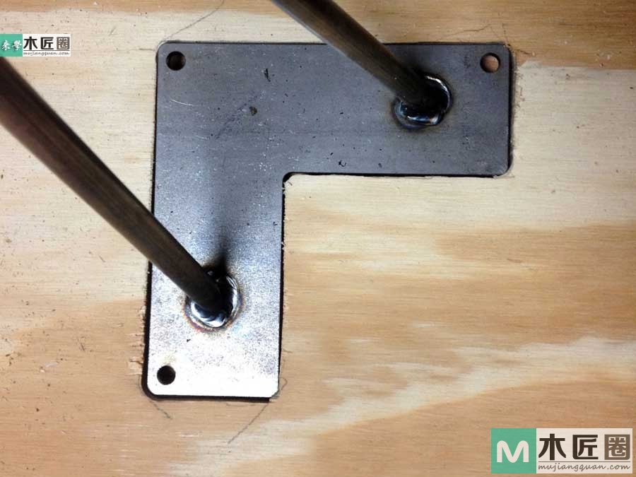 木工爱好者diy图解教学，最简易实木餐桌制作过程