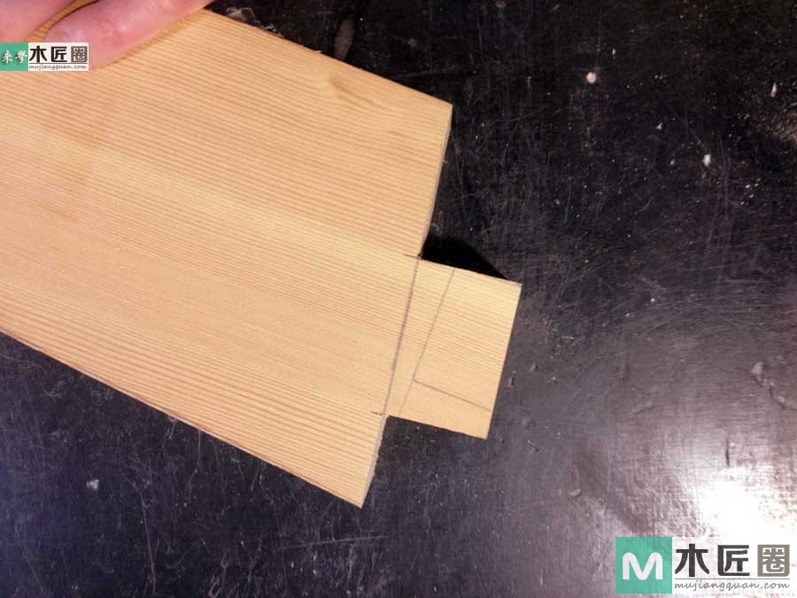 木工爱好者diy图解教学，最简易实木餐桌制作过程