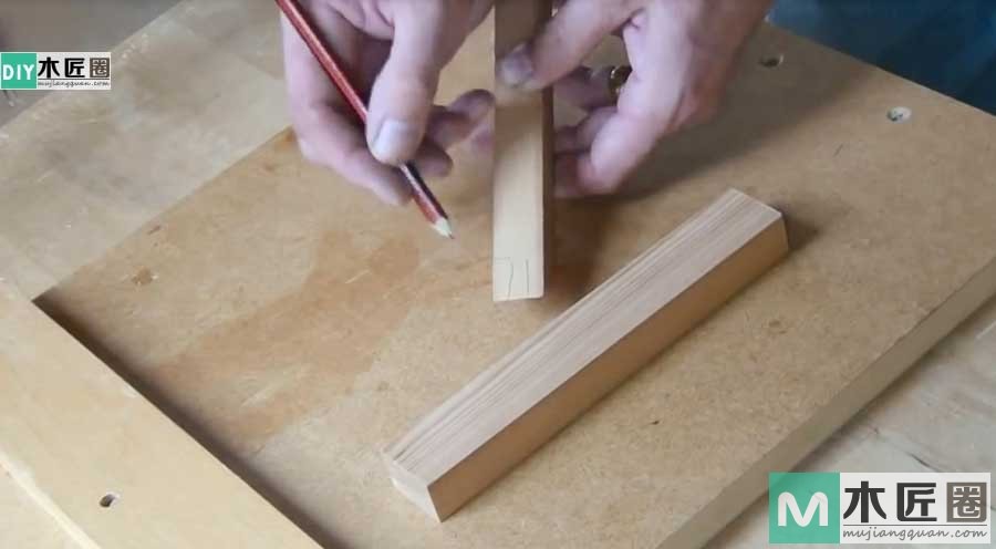 榫卯结构，是极为精巧的发明，图解斜肩榫结构的制作方法