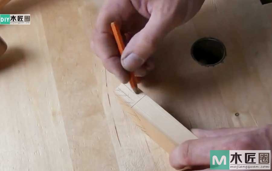 榫卯结构，是极为精巧的发明，图解斜肩榫结构的制作方法