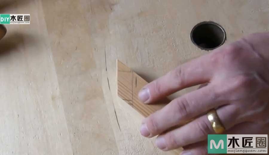 榫卯结构，是极为精巧的发明，图解斜肩榫结构的制作方法