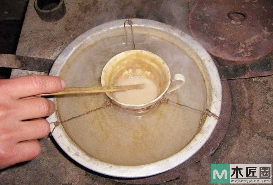 古代没有现代木工胶情况下,家具中榫卯制作是用什么胶? 古代没有现代木工胶情况下,家具中榫卯制作是用什么胶?