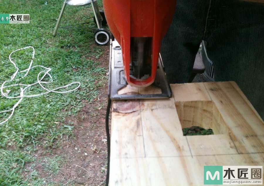 木工diy图解，自制简易原木榫卯书架