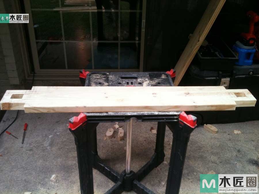 木工diy图解，自制简易原木榫卯书架