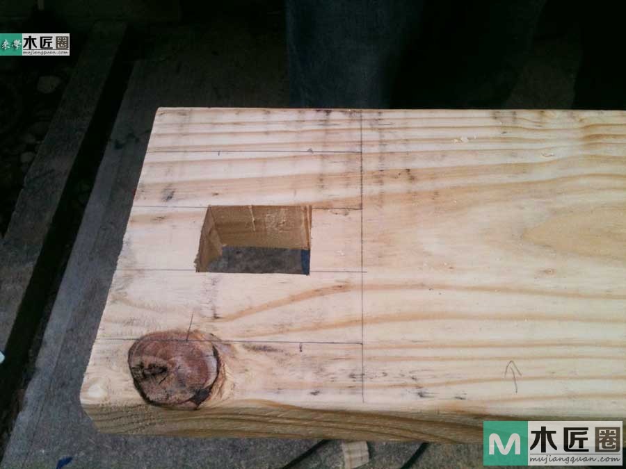 木工diy图解，自制简易原木榫卯书架